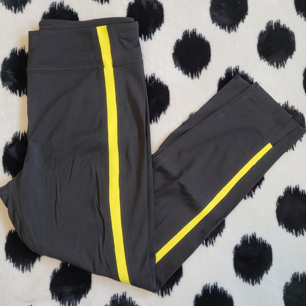 EUC Zyia Black Neon Tape Luxe Hi-Rise 7/8 24" Size 12